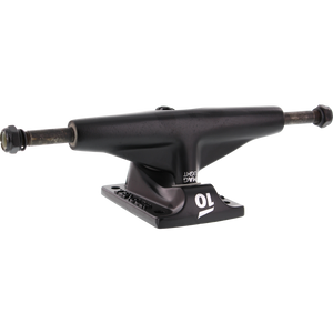 Tensor LO Mag-Light 5.5 Skateboard Trucks - Black/Black (Set of 2) |Universo Extremo Boards